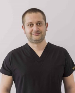 Д-р Назъм Назъмов